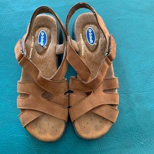DR. SCHOLL’s Brown Leather Gel-Pac Insoles Sandals Size 7.5 super comfortable